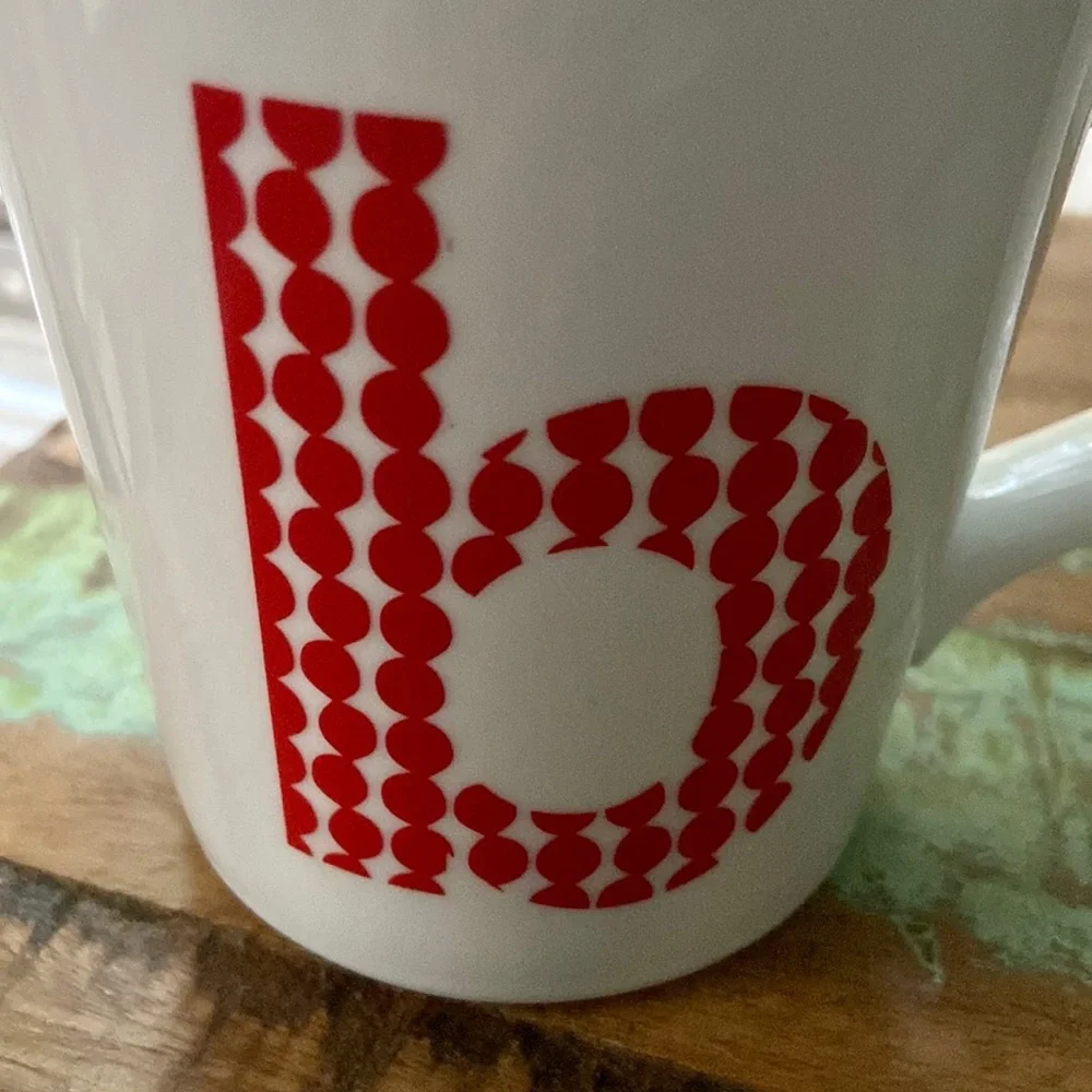 Crate & Barrel ‘B’ Alphabet Ceramic Tapered Mug